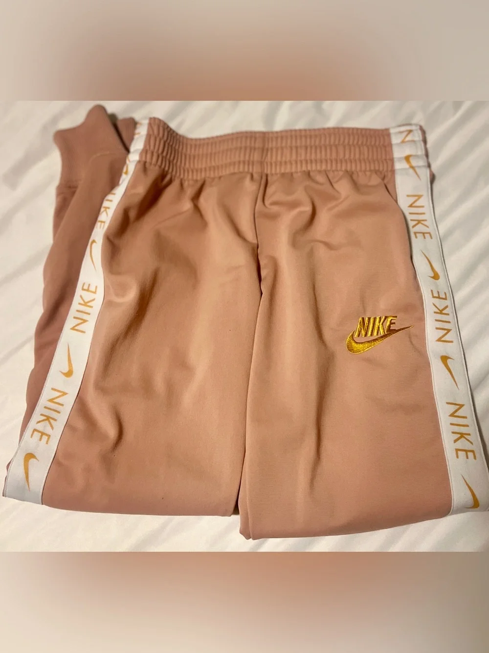Nike - Kids Rose Gold joggers - medium
